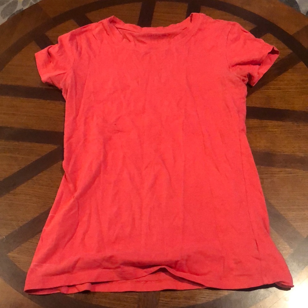 Forever 21 Tee Shirt